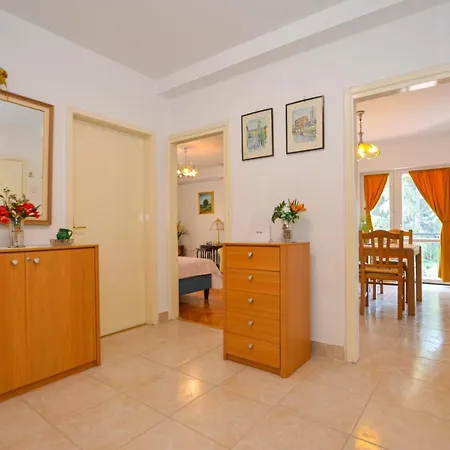 Apartament Lidia